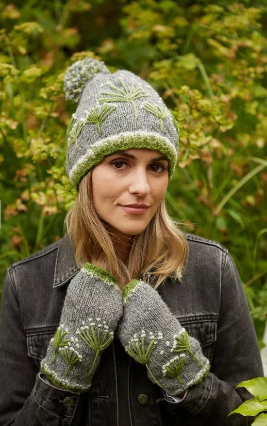 Granchester Bobble Beanie - Cow Parlsey