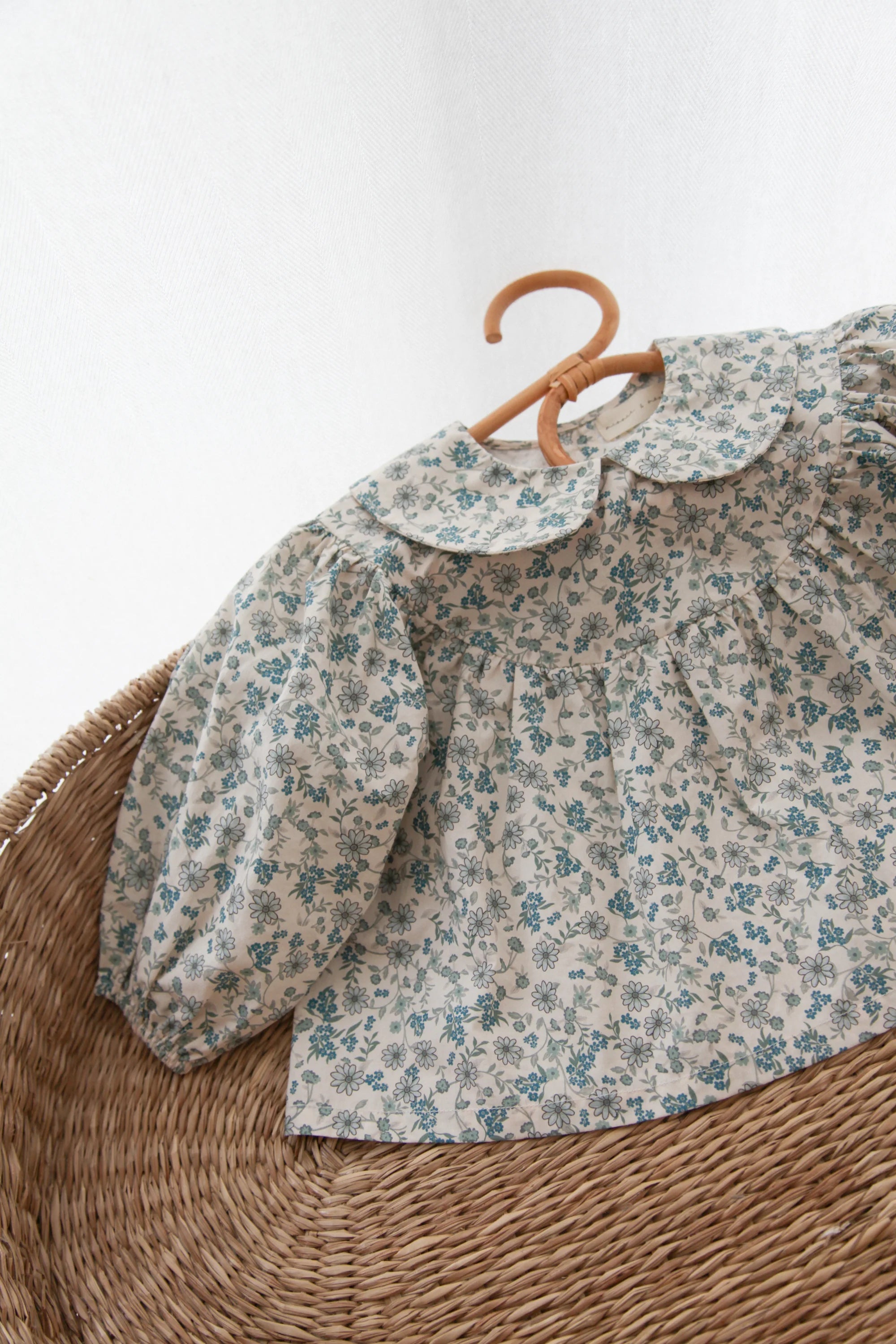 Floral Puff Sleeve Blouse