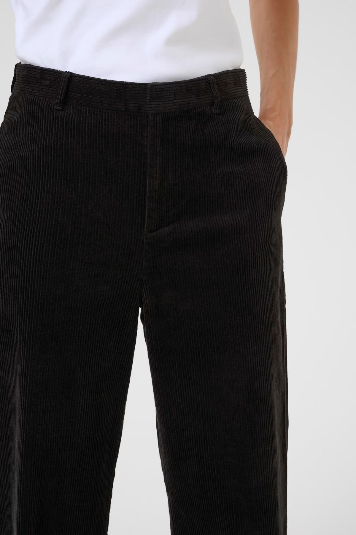 Clarisse Cords - Black
