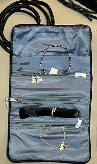 Velvet Jewellery Roll - Black